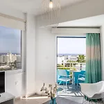 Lantiana Gardens Aparthotel 3*