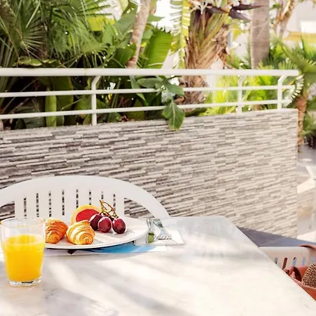Apart Otel Lantiana Gardens Protaras