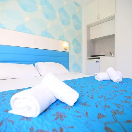Lantiana Gardens Apart Otel 4*