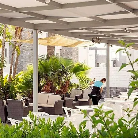 Lantiana Gardens 3*