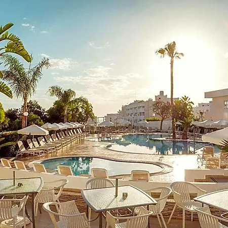 Lantiana Gardens 3*