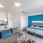 Lantiana Gardens 3* بروتاراس
